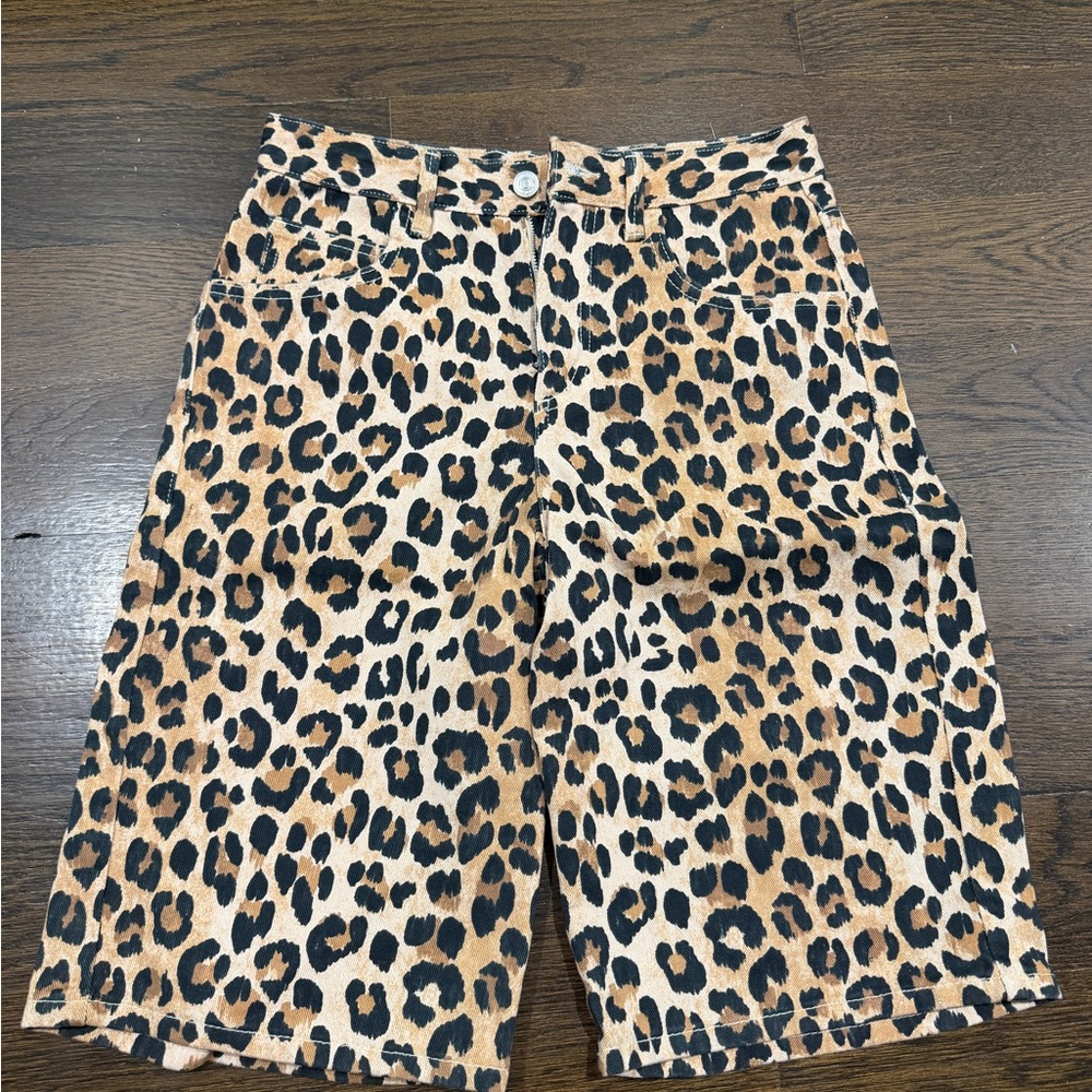 Mango Leopard Print Women's Bermudas